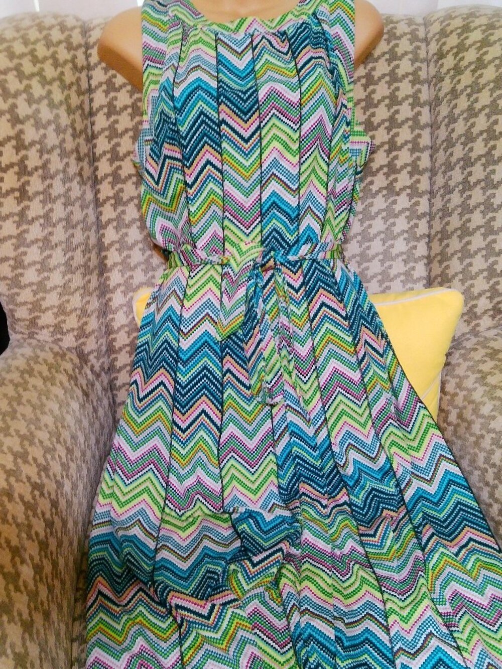 ILE DRESS SIZE 12 GOOD CONDITION